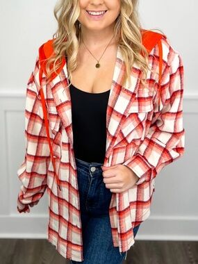 WHITE BIRCH STRIKE A POSE LONG SLEEVE ORANGE/CREAM HOODED SHACKET Medium NWOT